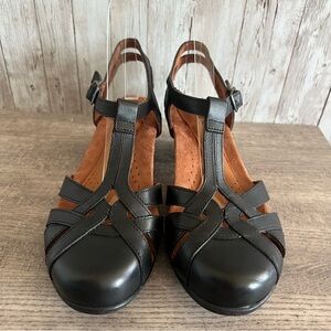 Cobb Hill Black Leather Strappy Mary Jane Heels NWOB 8.5